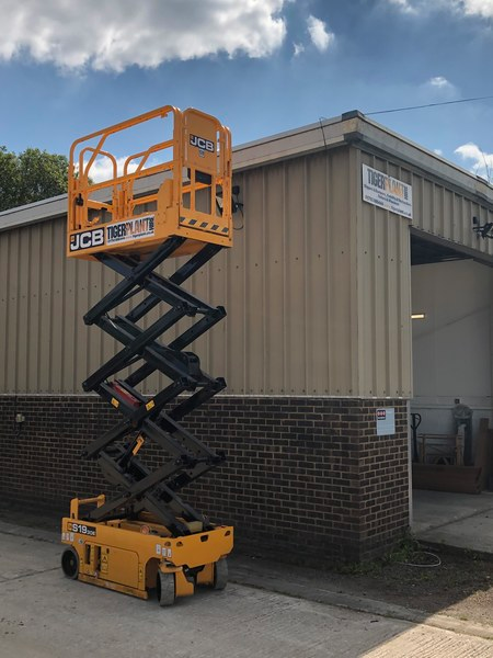 Make safety a priority when hiring Access equipment and MEWPS